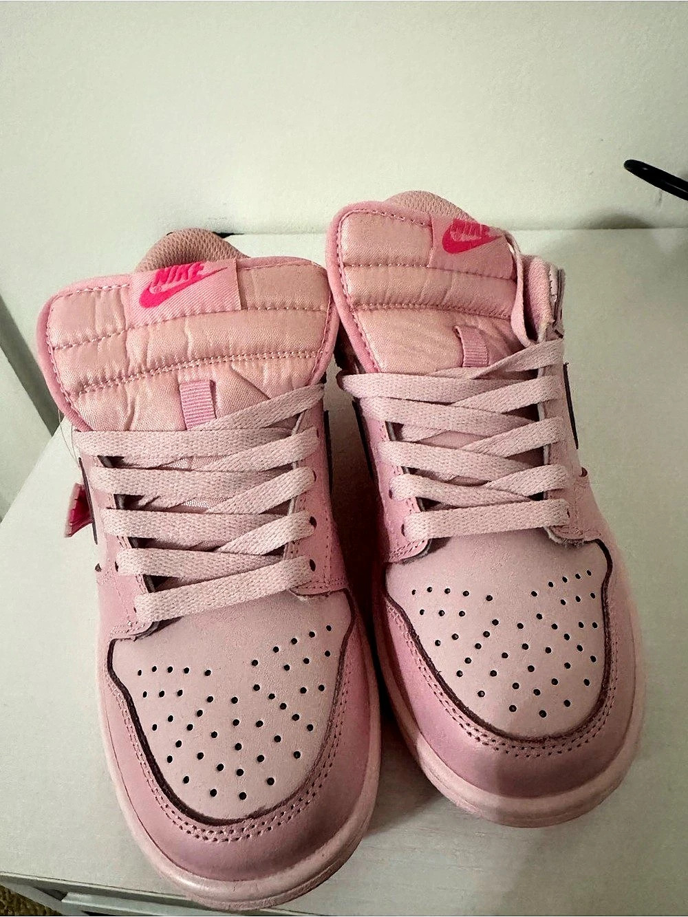 Nike Dunk Low Pink Velvet (GS) Pink Velvet Sneakers in Pink